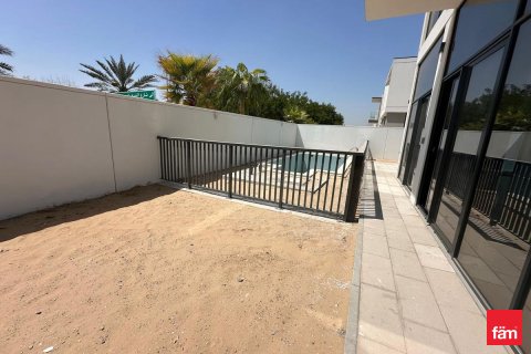 Villa sa Al Furjan, Dubai, UAE 4 silid-tulugan, 375.5 sq.m. № 668745 - larawan 2