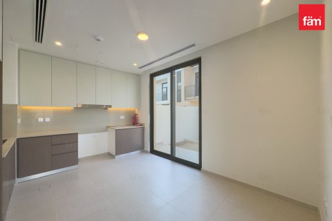Dubai, BAE’de kiralık вилла 4 yatak odası, 357.4 m&sup2; No 668744 - fotoğraf 2