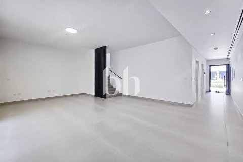 Casa urbana para venda em Tilal City, Sharjah, EAU 3 quartos, 232 m2 № 642788 - foto 16
