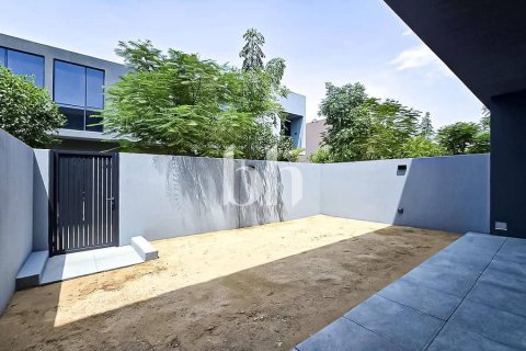 Casa urbana para venda em Tilal City, Sharjah, EAU 3 quartos, 232 m2 № 642788 - foto 4