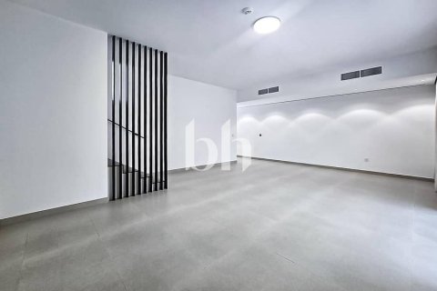 Casa urbana para venda em Tilal City, Sharjah, EAU 3 quartos, 232 m2 № 642788 - foto 29