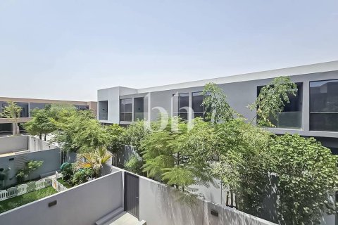 Casa urbana para venda em Tilal City, Sharjah, EAU 3 quartos, 232 m2 № 642788 - foto 3