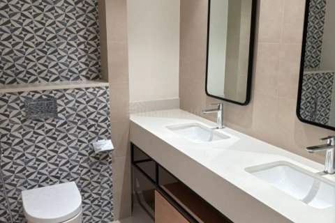 Lägenhet till försäljning i Mina Rashid, Dubai, UAE 2 sovrum, 108 kvm Nr. 706369 - fotografi 12