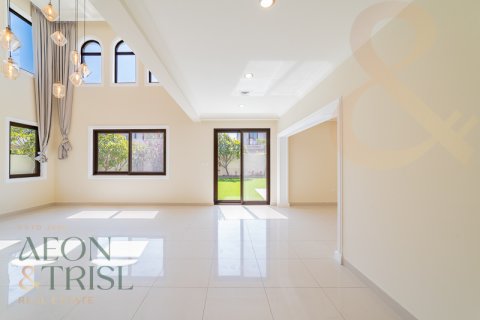 Vila v Arabian Ranches 2, Dubai, SAE 4 ložnice, 640 m² Č.: 648242 - fotografie 2