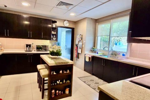 Villa Al Barsha, Dubaijā, AAE 4 istabas, 479.66 m2 Nr. 749011 - attēls 11