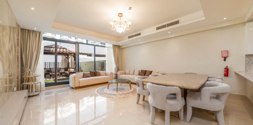 טאונהאוס ב Jumeirah Village Triangle, Dubai, איחוד האמירויות 4 חדרי שינה, 281.68 מ"ר מספר 748995