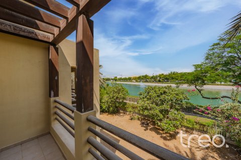 Meadows, Dubai, UAE의 판매용 빌라 침실 5개, 489.13제곱미터 번호 741008 - 사진 14