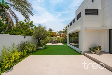 Vila u gradu Meadows, Dubai, UAE 5 spavaće sobe, 464.52 m2 Br. 741011 - Slika 20