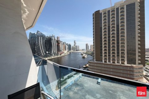 Appartamento a Business Bay, Dubai, EAU 38.8 mq. № 766344