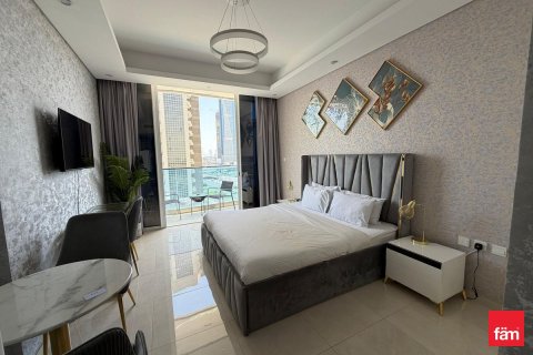 Huoneisto Business Bay, Dubai, Arabiemiraatit 38.8 m2 № 766344 - kuva 2