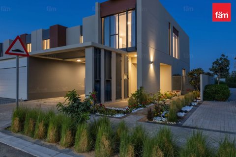 טאונהאוס להשכרה ב Dubai, איחוד האמירויות  3 חדרי שינה, 252 מ"ר, מספר 669896 - תמונה 17