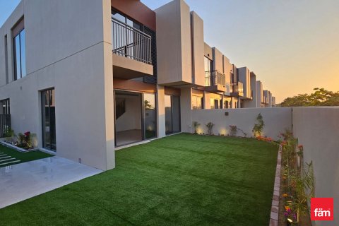 Rekkehus til leie i Dubai, Emiratene 3 soverom, 252 kvm Nr. 669896 - Foto 1