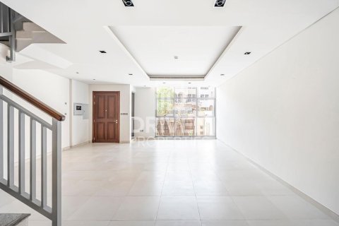 Σπίτι σε Jumeirah Village Circle, Dubai, ΗΑΕ 4 υπνοδωμάτια, 173 τ.μ. Αρ. 655578 - φωτογραφία 2