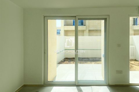 Adosado en venta en DAMAC Hills (Akoya by DAMAC), Dubai, EAU 3 dormitorios, 158 m2 № 664590 - foto 3