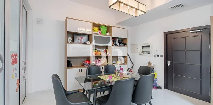 Lakás itt: Al Furjan, Dubai, EAE, 1 hálószoba, 65 m², azonosító: 730647