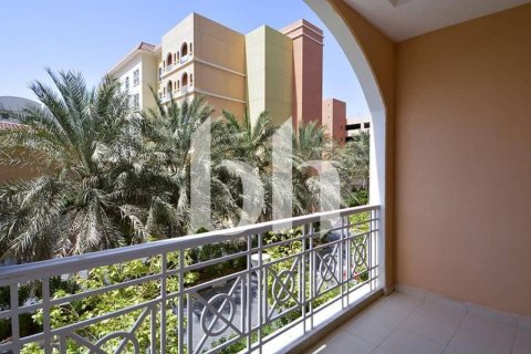 Lägenhet till försäljning i Dubai Investment Park, Dubai, UAE 2 sovrum, 143 kvm Nr. 730652 - fotografi 5