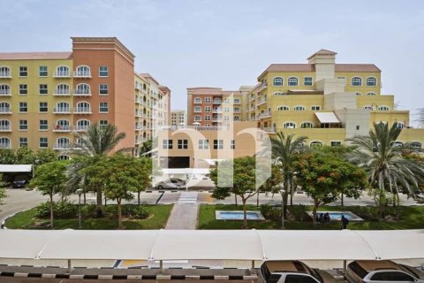 Lägenhet till försäljning i Dubai Investment Park, Dubai, UAE 2 sovrum, 143 kvm Nr. 730652 - fotografi 1