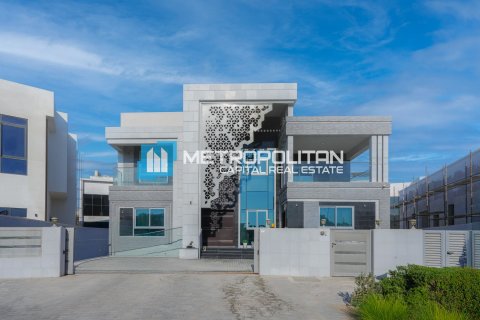 Villa à vendre à Yas Island, Abu Dhabi, EAU 6 chambres, 732.3 m2 № 660850 - photo 1