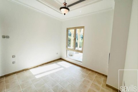 Villa en alquiler en Jumeirah Islands, Dubai, EAU 4 dormitorios, 955.97 m2 № 747474 - foto 7