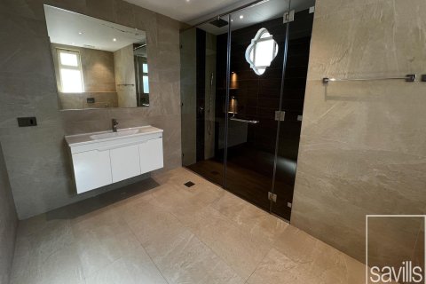 Villa en alquiler en Jumeirah Islands, Dubai, EAU 4 dormitorios, 955.97 m2 № 747474 - foto 15