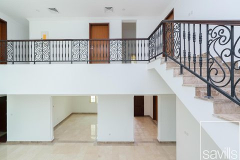 Villa en alquiler en Jumeirah Islands, Dubai, EAU 4 dormitorios, 955.97 m2 № 747474 - foto 2