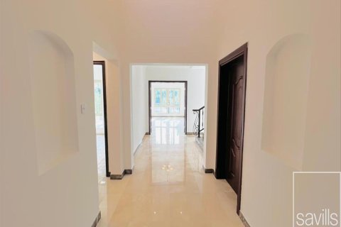 Villa en alquiler en Jumeirah Islands, Dubai, EAU 4 dormitorios, 955.97 m2 № 747474 - foto 5