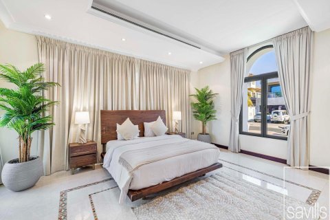 Huvila Palm Jumeirah, Dubai, Arabiemiraatit 5 makuuhuonetta, 622.36 m2 № 747477 - kuva 7