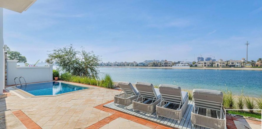 Huvila Palm Jumeirah, Dubai, Arabiemiraatit 5 makuuhuonetta, 622.36 m2 № 747477