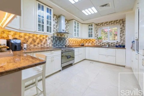 Üürile anda villa asukohaga Jumeirah Islands, Dubai, AÜE: 4 magamistoaga, 818.66 m² Nr 747473 - pilt 9