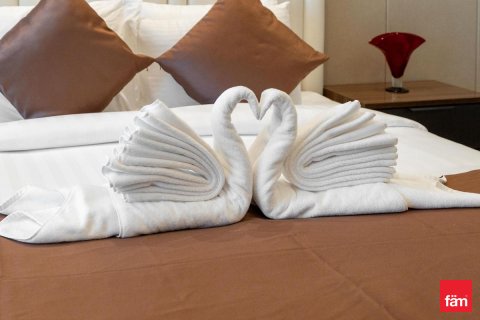 Apartmen di Business Bay, Dubai, UAE 1 bilik tidur, 84.5 meter persegi № 702478 - foto 6