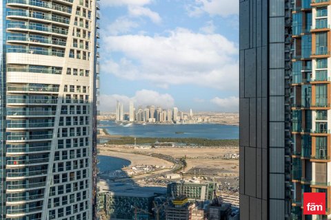 Apartmen di Business Bay, Dubai, UAE 1 bilik tidur, 84.5 meter persegi № 702478 - foto 8