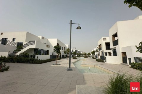 Radový dom v Dubai, SAE 3 spálne, 134.2 m2 č. 708374 - Fotografia 17