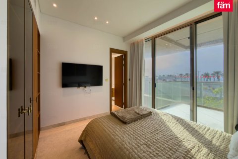 Huoneisto Palm Jumeirah, Dubai, Arabiemiraatit 3 makuuhuonetta, 177.5 m2 № 708373 - kuva 15