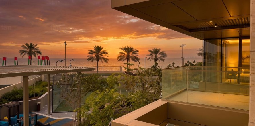 Apartamento em Palm Jumeirah, Dubai, EAU 3 quartos, 177.5 m2 № 708373