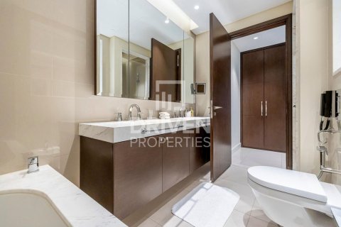 Downtown Dubai (Downtown Burj Dubai)、Dubai、UAE にあるマンション販売中 2ベッドルーム、126 m2、No653696 - 写真 9
