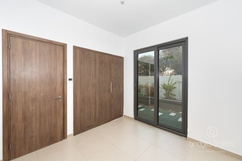 Villa itt: Dubai, EAE, 4 hálószoba, 140.4 m², azonosító: 670037 - fénykép 15