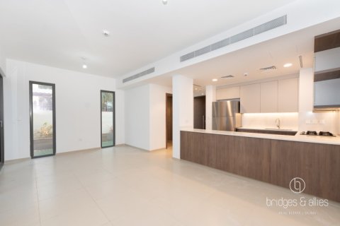 Villa itt: Dubai, EAE, 4 hálószoba, 140.4 m², azonosító: 670037 - fénykép 6