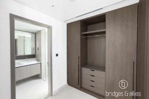 Villa zur Miete in Dubai, VAE 4 Schlafzimmer, 216.9 m2 Nr. 670032 - Foto 7