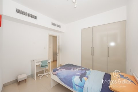 Villa te huur in Dubai Hills Estate, Dubai, VAE 3 slaapkamers, 202.6 vr.m., nr 670034 - foto 17