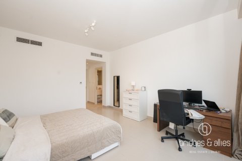 Villa te huur in Dubai Hills Estate, Dubai, VAE 3 slaapkamers, 202.6 vr.m., nr 670034 - foto 12