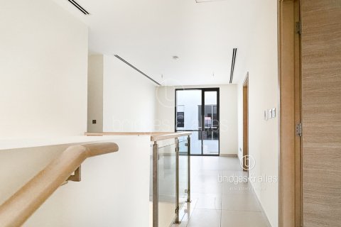 Vila u gradu Dubai Hills Estate, UAE 4 spavaće sobe, 602.7 m2 Br. 670111 - Slika 15
