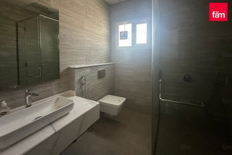 Villa sa Umm Suqeim, Dubai, UAE 5 silid-tulugan, 958.5 sq.m. № 659319 - larawan 15