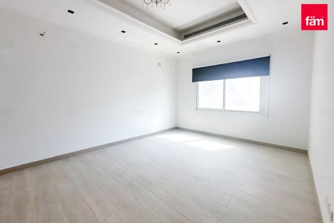 Villa sa Umm Suqeim, Dubai, UAE 5 silid-tulugan, 958.5 sq.m. № 659319 - larawan 8