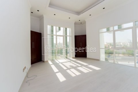Vila u gradu Umm Suqeim, Dubai, UAE 5 spavaće sobe, 958.5 m2 Br. 659319 - Slika 11