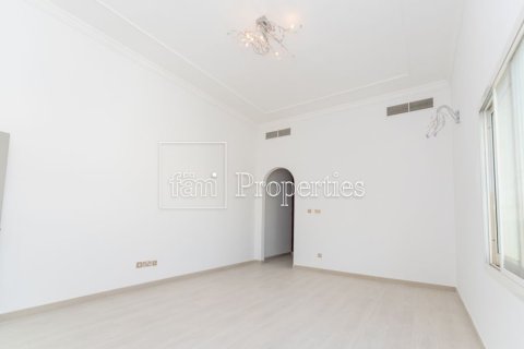 Vila u gradu Umm Suqeim, Dubai, UAE 5 spavaće sobe, 958.5 m2 Br. 659319 - Slika 20