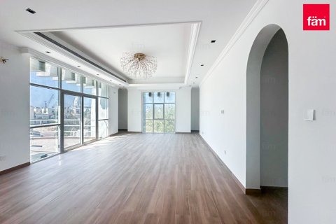 Villa sa Umm Suqeim, Dubai, UAE 5 silid-tulugan, 958.5 sq.m. № 659319 - larawan 7