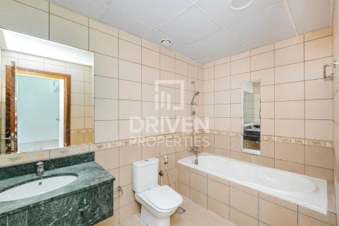 Apartemen di Dubai Residence Complex, UEA 1 kamar tidur, 78.22 m2 nomor 754142 - foto 8