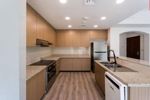 Adosado en alquiler en Dubai, EAU 4 dormitorios, 230.2 m2 № 699685 - foto 8