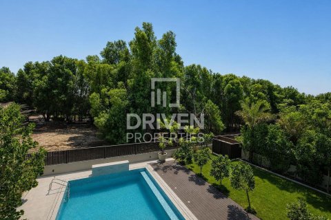 Vila u gradu Nadd Al Sheba, Dubai, UAE 1175.97 m2 Br. 764906 - Slika 1