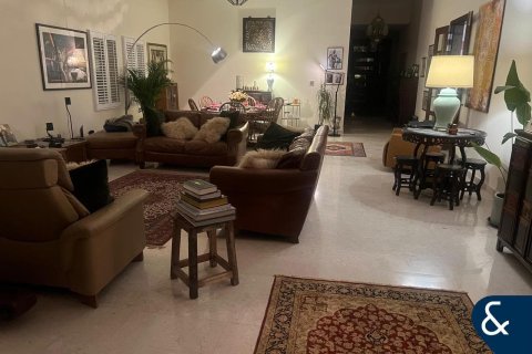 The Villa, Dubai, संयुक्त अरब अमीरात में विला, 5 बेडरूम, 595 वर्ग मीटर, संख्या 685058 - फ़ोटो 5